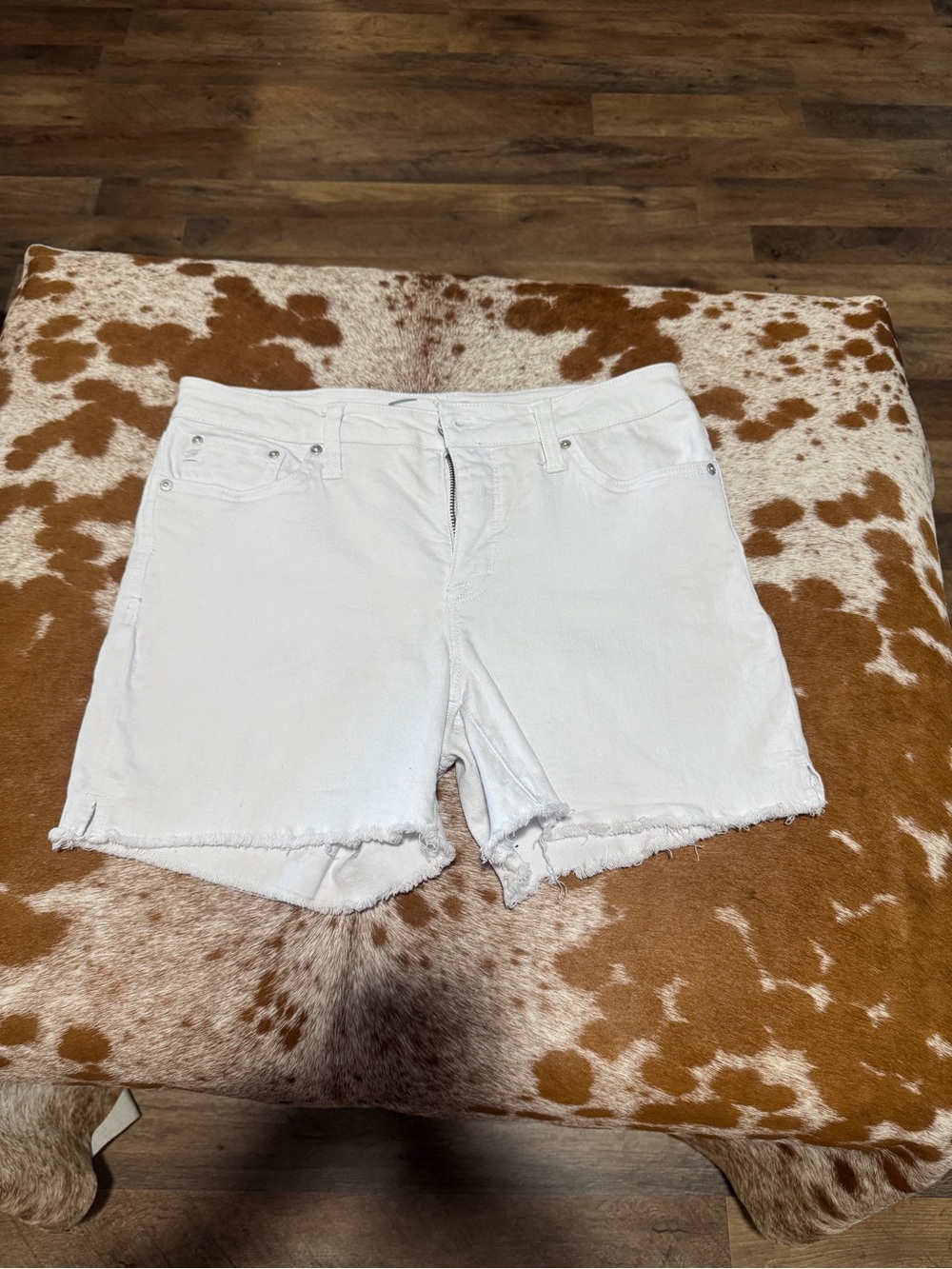 Seven7 White Frayed Hem Denim Shorts